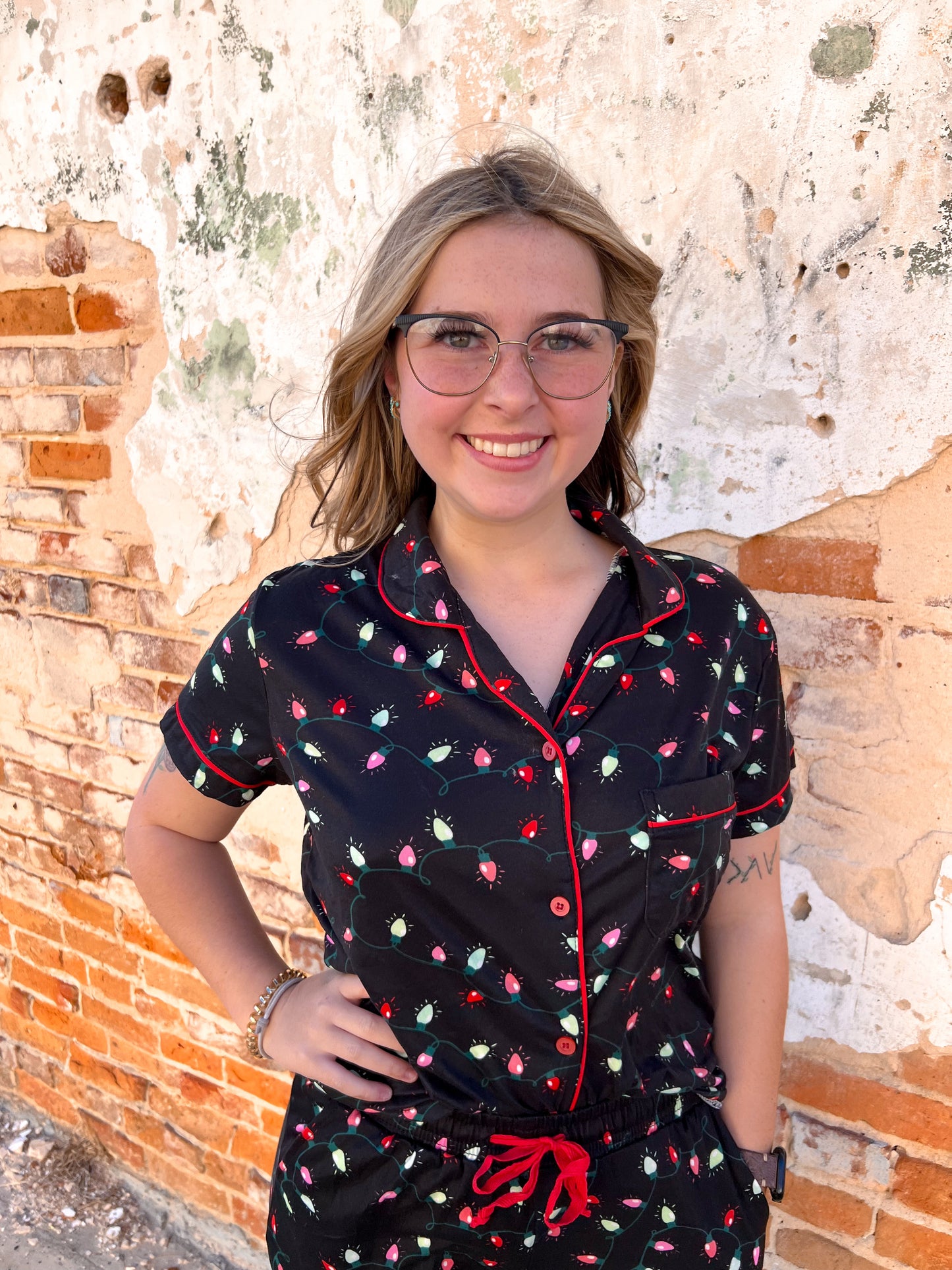 Hello Mello Holiday Pajama Top - Very Merry-Loungewear-HELLO MELLO-$25 & Under Sale,BIN D4,Faire,not on the floor only in the bins-The Twisted Chandelier