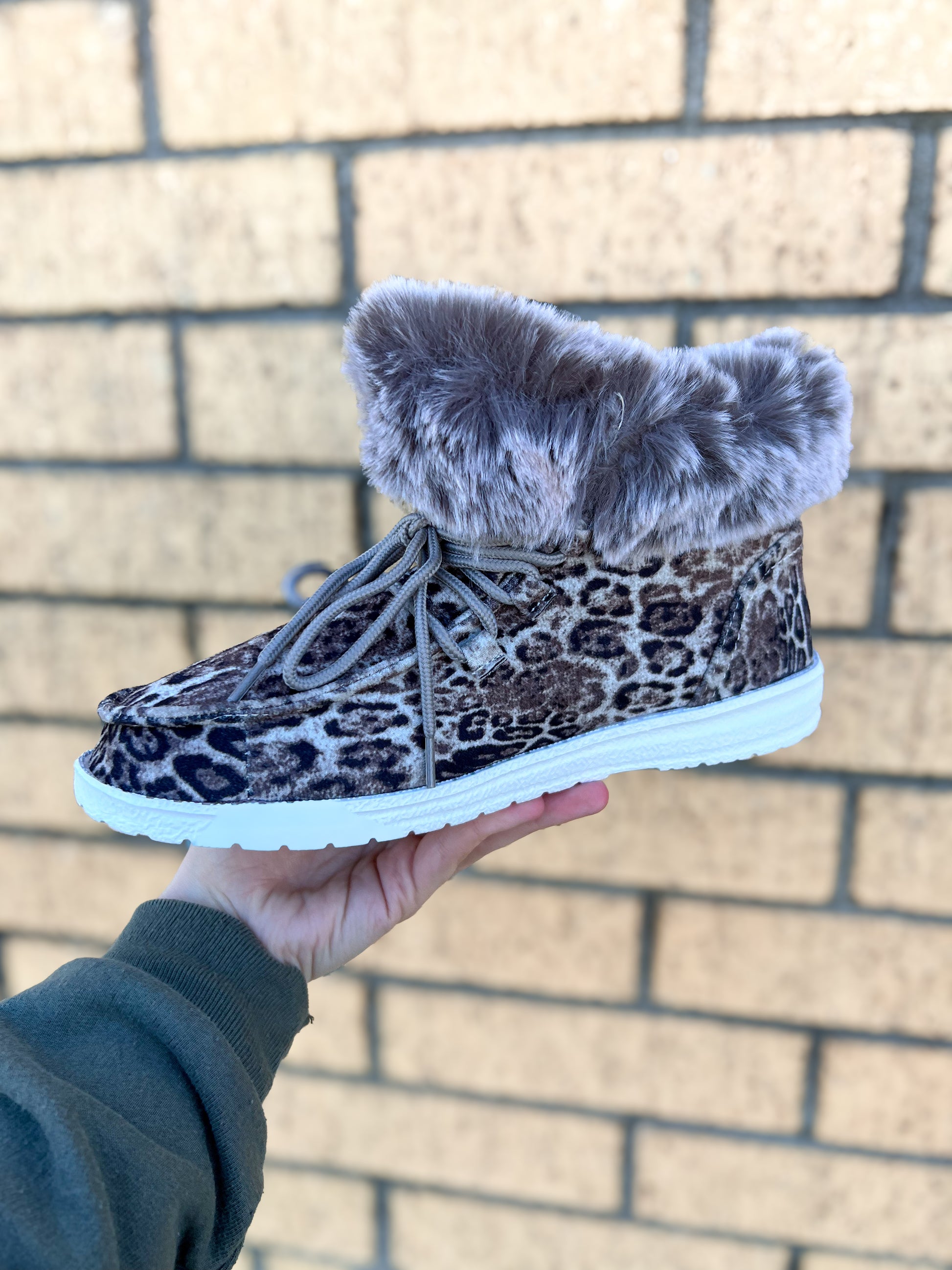 Fancy Black & White Leopard Faux Fur Lined High Top Shoes Gypsy Jazz-Shoes-GYPSY JAZZ/VERY G/WOLF BRANDS-05/15/24,1st md,GJSP0236,Max Retail-The Twisted Chandelier