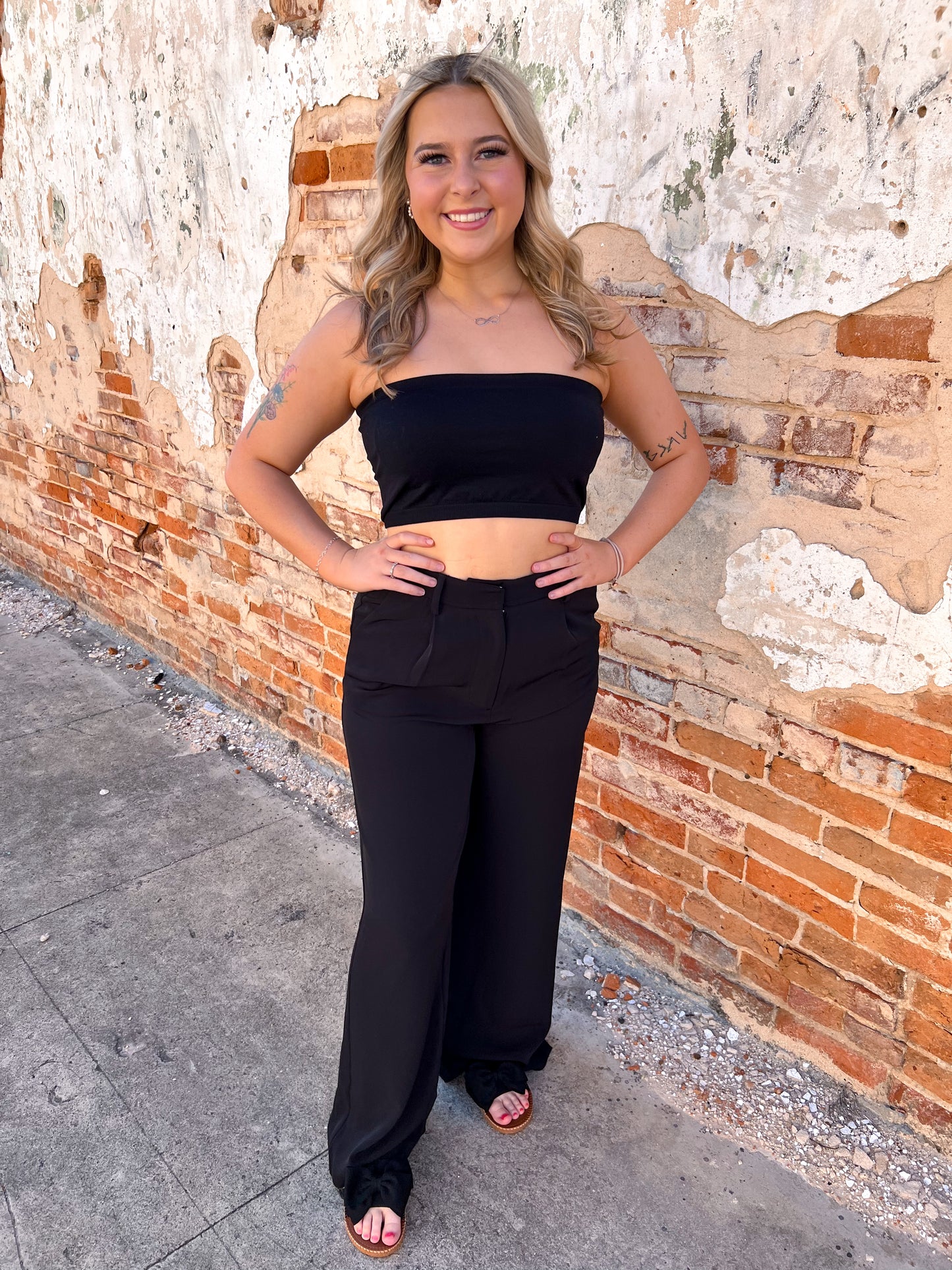 Raella Solid Point Wide Pants - Black-Pants-Umgee-05/27/24,1st md,Bin D1,bottoms,Max Retail-The Twisted Chandelier