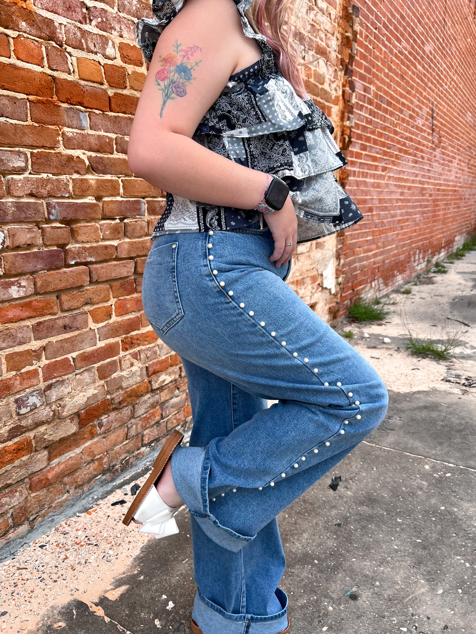 Berkley Pearl Stud High Rise Wide Jeans-Jeans-Vibrant-01/03/25,1st md,Bin b6,bottoms,FD 03/12/24,Max Retail,western & concert,xpt178-The Twisted Chandelier