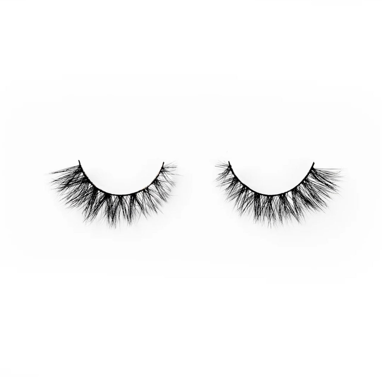 Reign Lashes | Zuki | Glue On 3D Mink Luxury Lashes-Reign Lashes-Reign-Lashes,Reign,reign lashes,suki,Zuki-The Twisted Chandelier