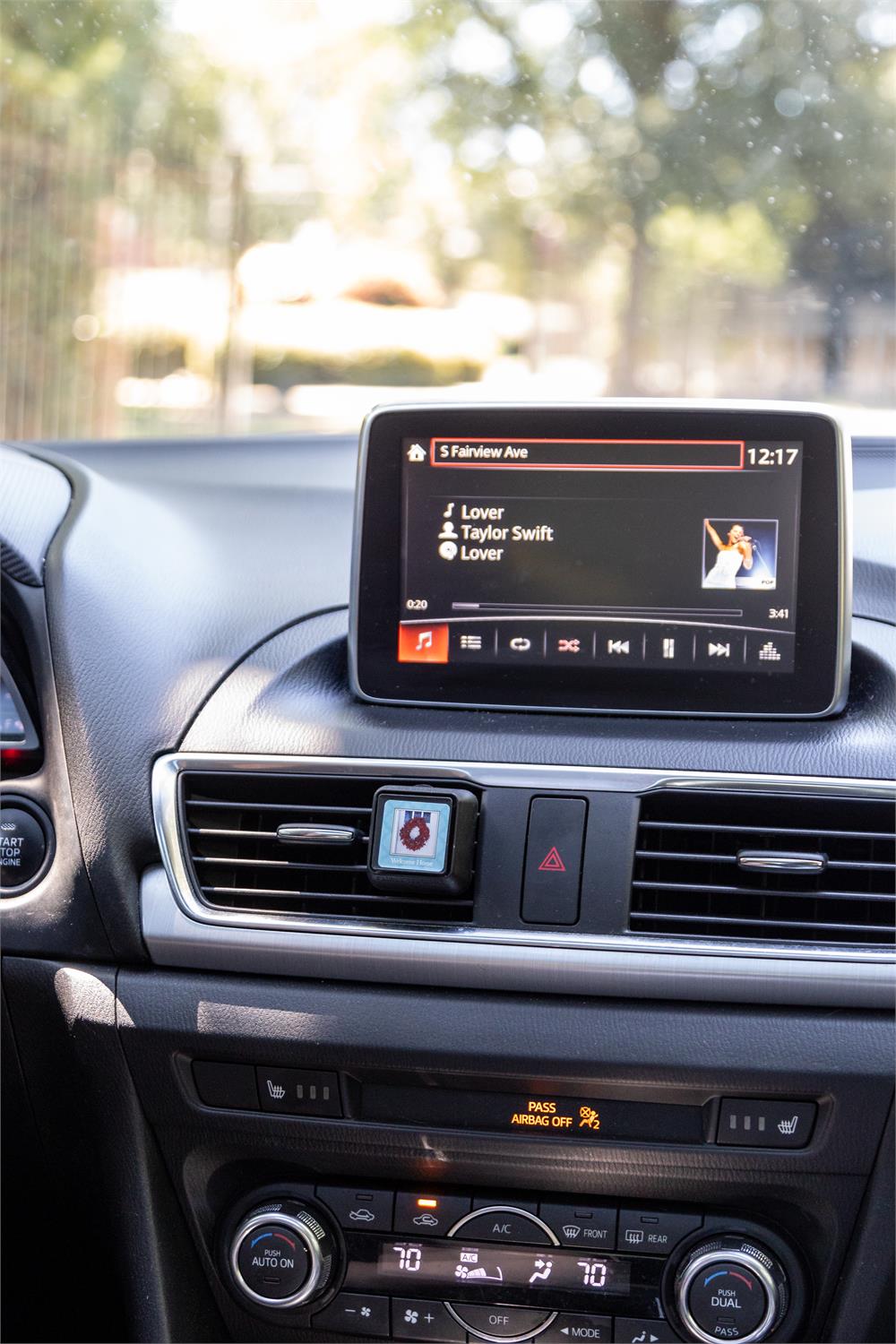 Welcome Home Auto Vent Clip-Bridgewater-Bridgewater-Bridgewater-The Twisted Chandelier