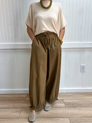 Eden Solid Wide Leg Pants