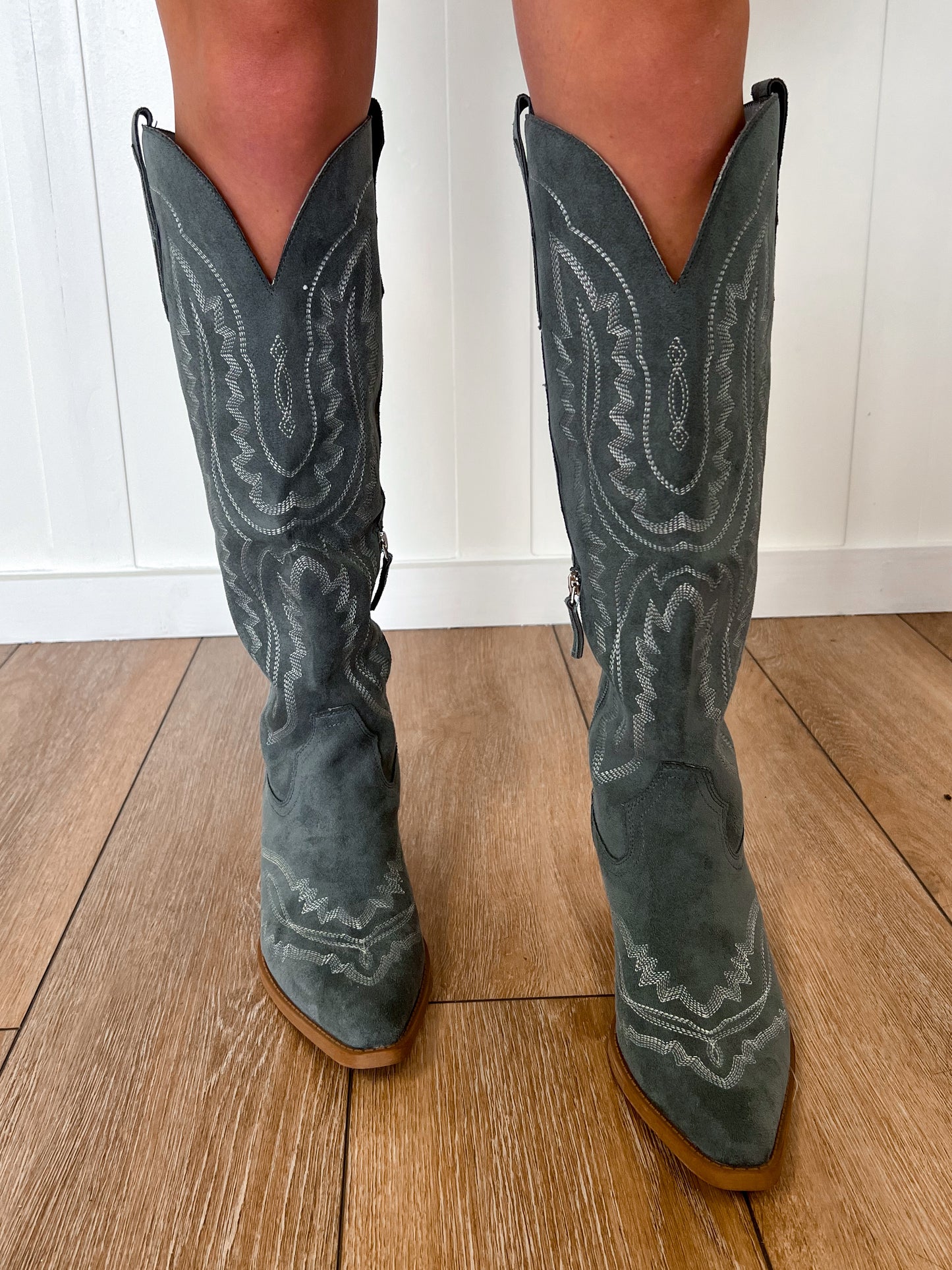 Tess Western Embroidered Pointed Toe Tall Boots-CCOCCI-The Twisted Chandelier