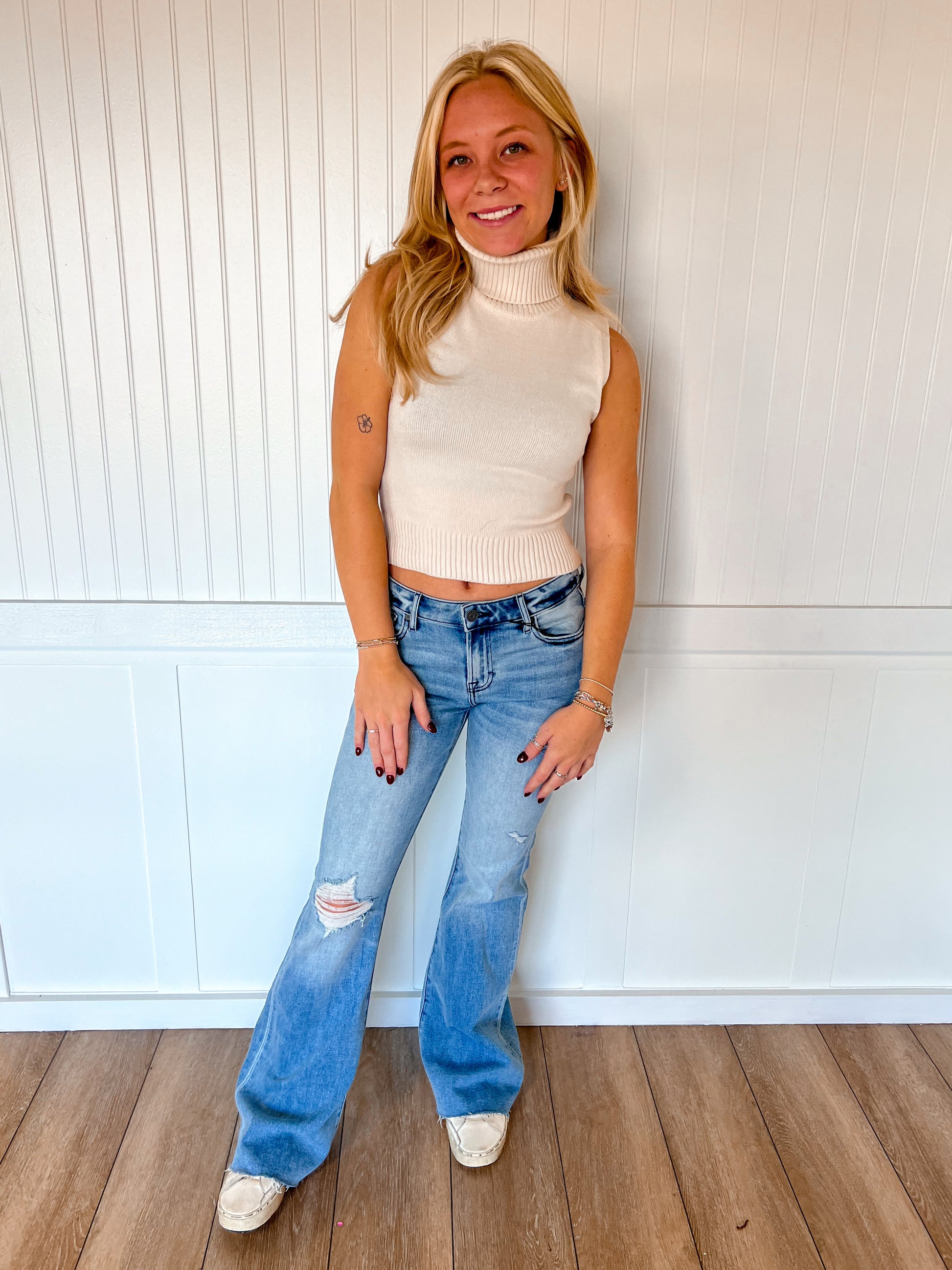 Mikayla Sleeveless Turtle Neck Sweater Top-Active Basic | Active USA-The Twisted Chandelier