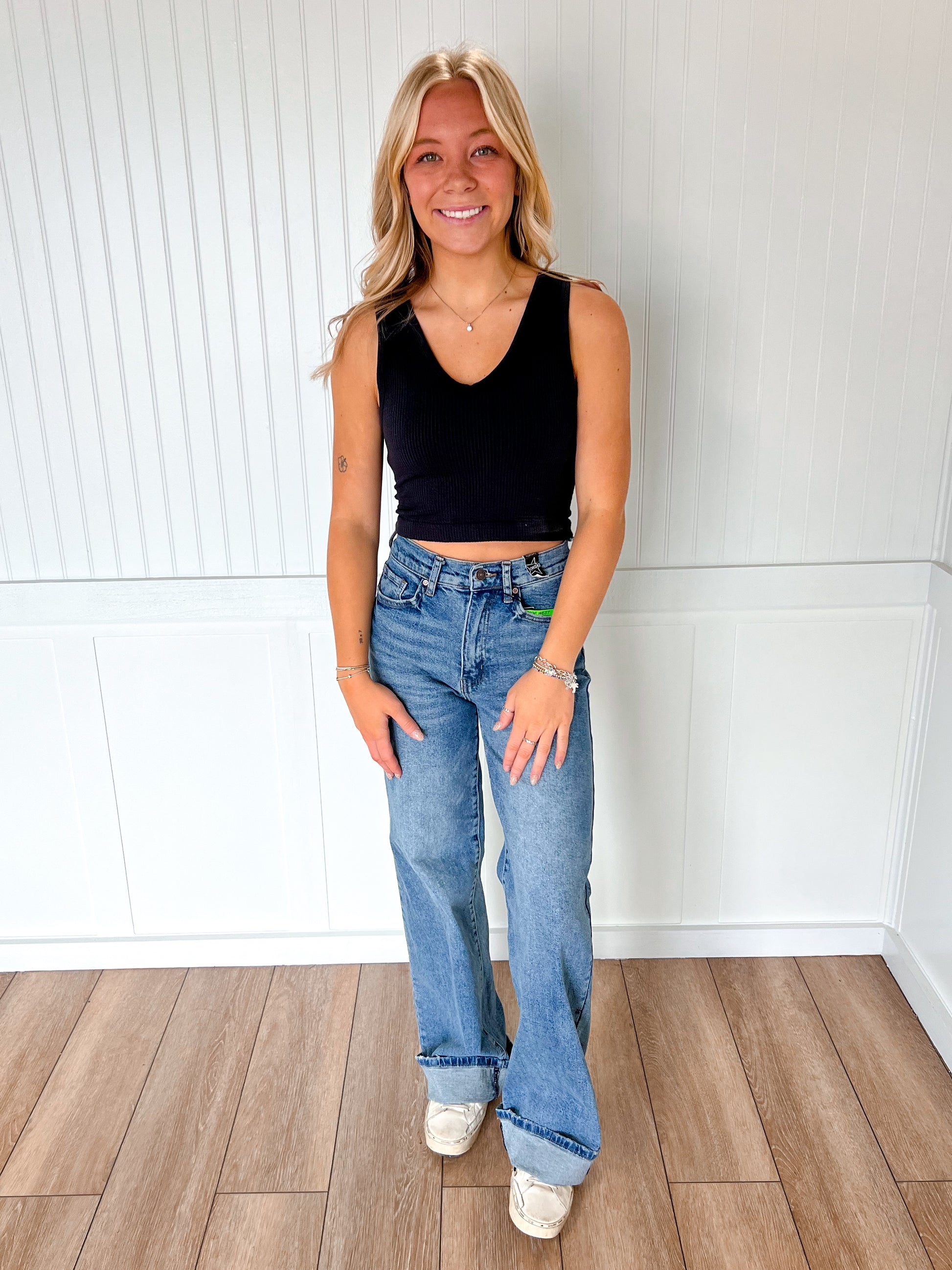 Jordan Seamless Sleeveless UV Neck Reversible Tank Top - Black-By Together-Bin B5,FD 08/26/25,Tops Collection-The Twisted Chandelier