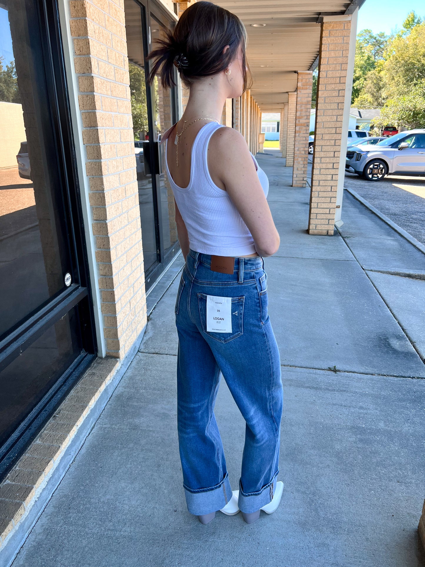 Jordan Seamless Sleeveless UV Neck Reversible Tank Top - White-By Together-BIN A 3,FD 08/12/25,Tops Collection-The Twisted Chandelier