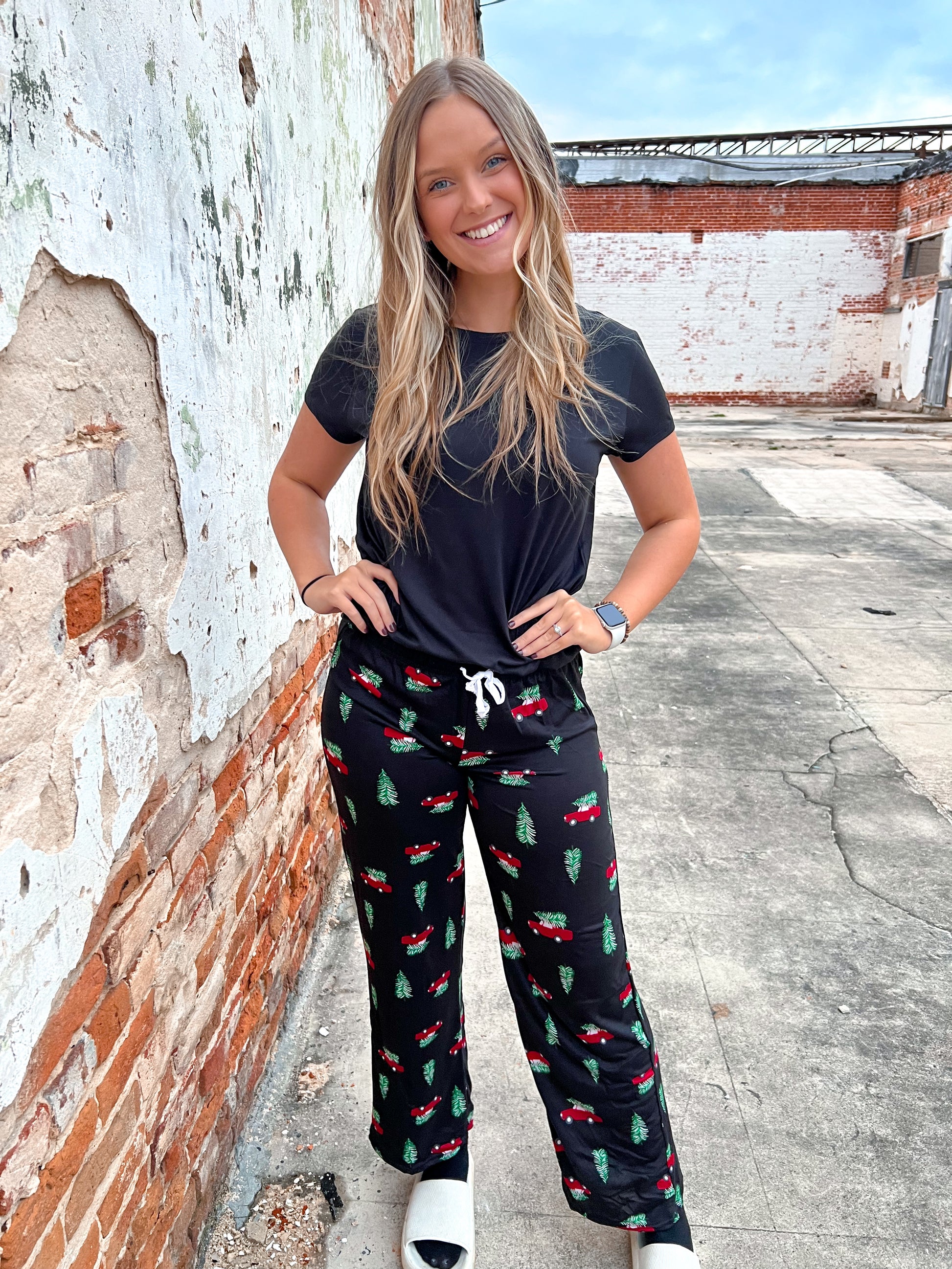 Hello Mello Holiday Lounge Pants - Home for the Holidays in-Loungewear-HELLO MELLO-Bin C1, Faire-The Twisted Chandelier