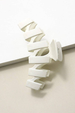 Matte Jumbo Wavy Non Slip Hair Claw Clip-Hair Claws & Clips-JOSSLYN by wall to wall-40H389-The Twisted Chandelier