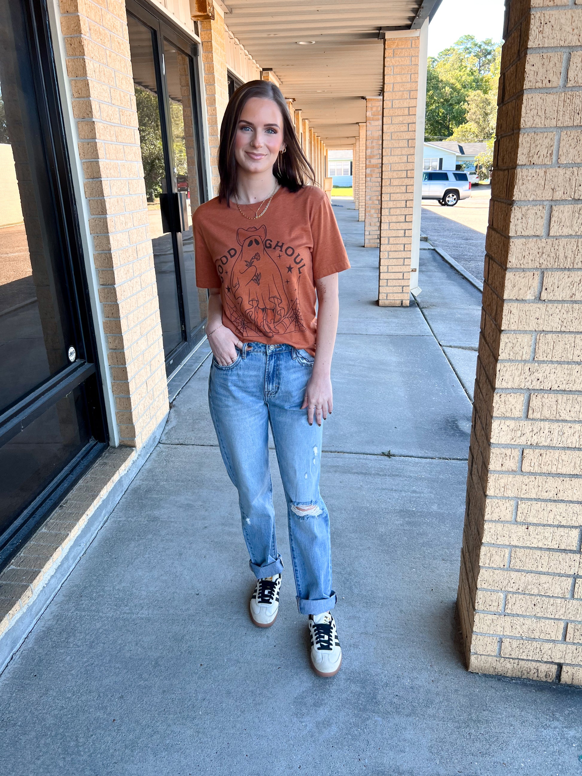 Tracey Medium Light Classic 31" Inseam Straight-Hidden Jeans-08/28/25,Bin b6,bottoms,CR 10/21/24,FD 11/19/24,OGP 74.99-The Twisted Chandelier