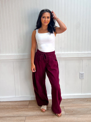 Palmer Seamless Double Layered Square Neck Tank Top - White-Top-Zenana-Tops Collection-The Twisted Chandelier