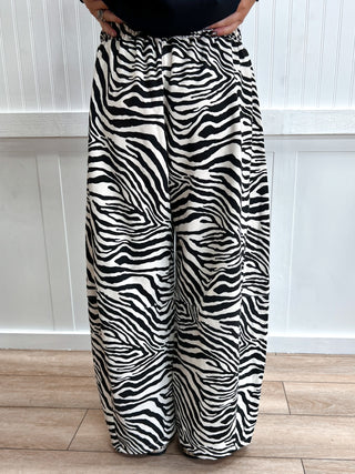 Zaylee Zebra Barrel Pants - Black/Tan