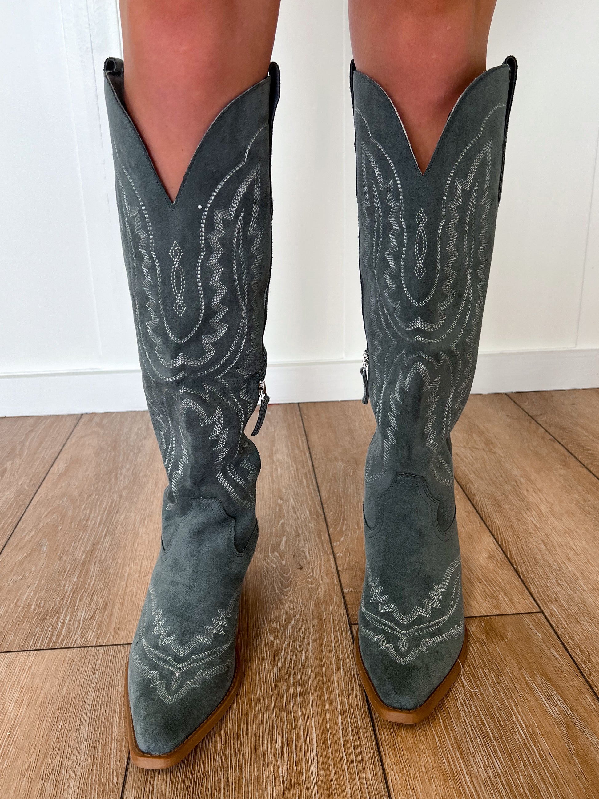 Tess Western Embroidered Pointed Toe Tall Boots-CCOCCI-The Twisted Chandelier