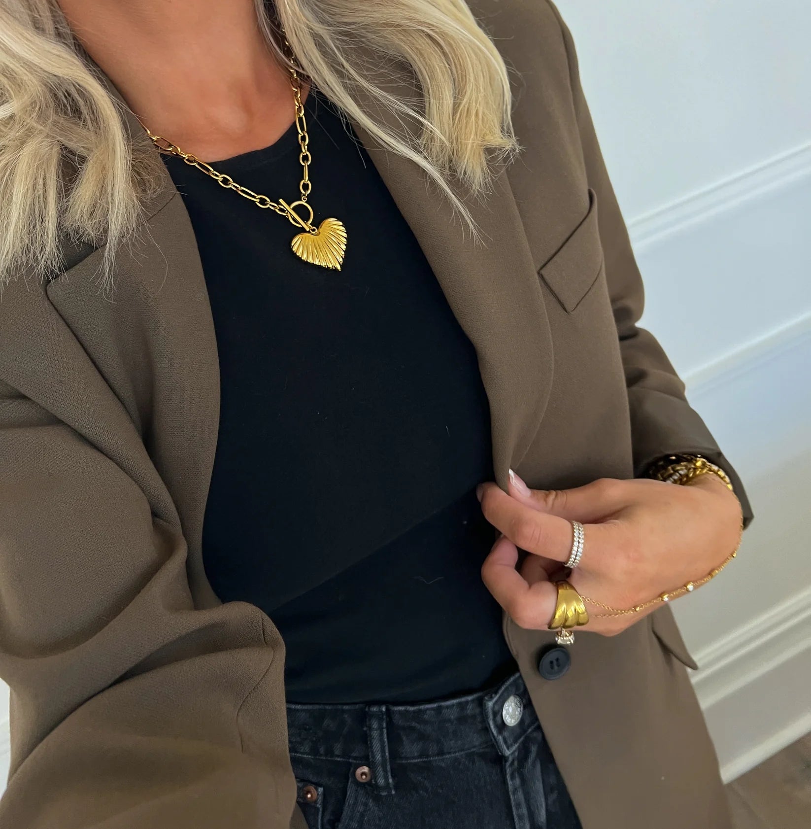 ChanSutt Pearls Luna Necklace-Necklaces-ChanSutt Pearls-CR 03/31/25-The Twisted Chandelier