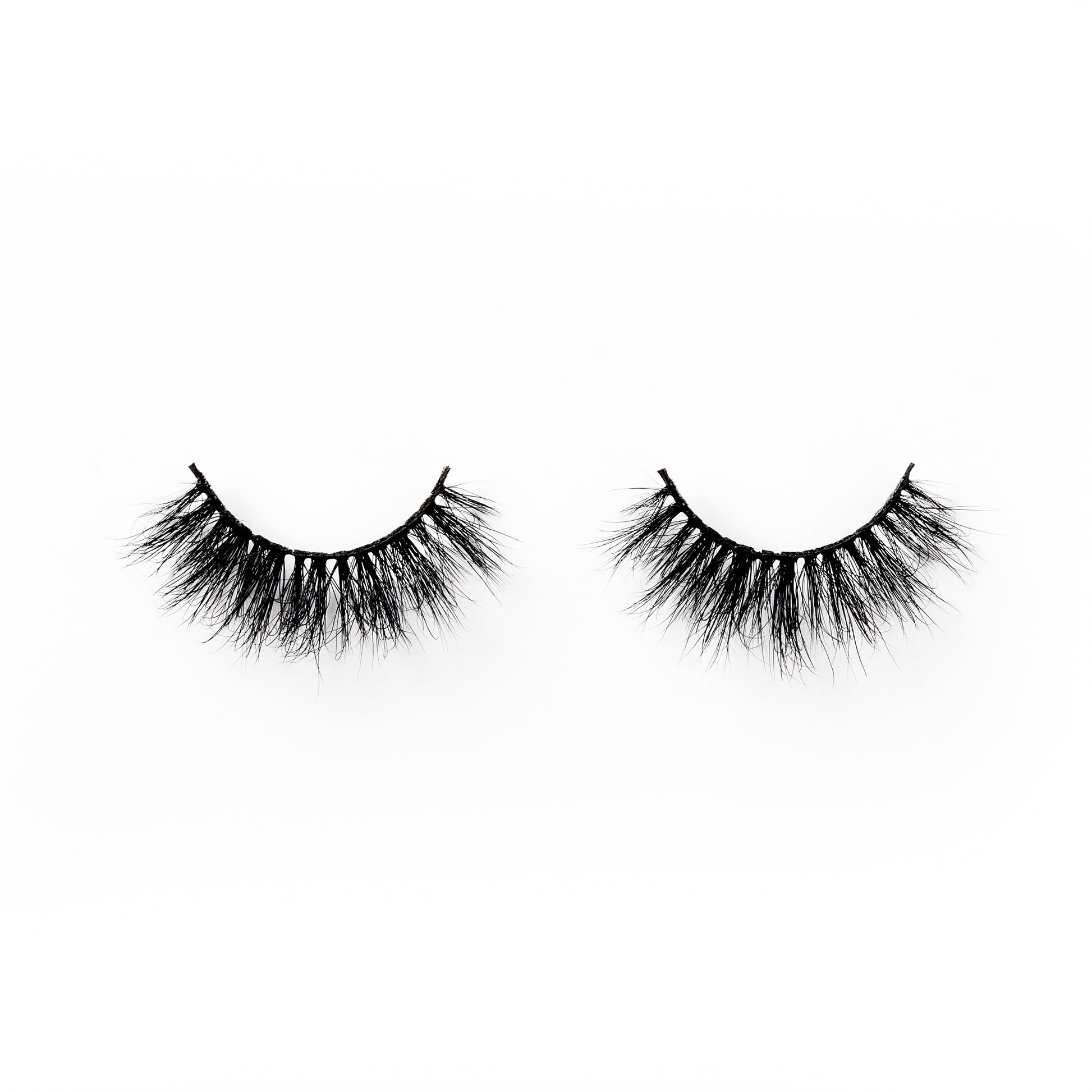 Reign Lashes | Gypsy | Glue on 3D Luxury Mink Lashes-Reign Lashes-Reign--The Twisted Chandelier